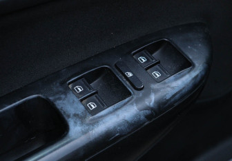 Подержанный автомобиль Skoda Octavia Wagon 2009 года (13 фото)