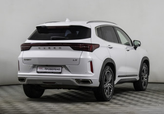Подержанный автомобиль Exeed LX 2022 года (5 фото)