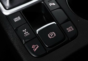 Подержанный автомобиль Kia Sportage 2018 года (19 фото)