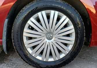 Подержанный автомобиль Volkswagen Polo Sedan 2018 года (9 фото)