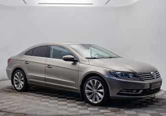 Подержанный автомобиль Volkswagen Passat CC 2013 года (7 фото)