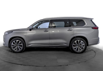 Подержанный автомобиль Exeed VX 2023 года (8 фото)