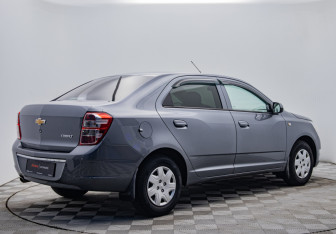 Подержанный автомобиль Chevrolet Cobalt Sedan 2020 года (5 фото)