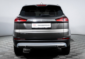 Подержанный автомобиль Geely Atlas Pro 2023 года (6 фото)