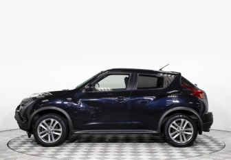 Подержанный автомобиль Nissan Juke 2011 года (8 фото)