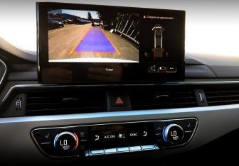 Подержанный автомобиль Audi A4 Sedan 2022 года (30 фото)