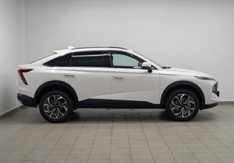 Новый Haval F7x 2025 (4 фото)