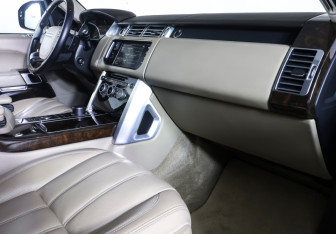 Подержанный автомобиль Land Rover Range Rover 2014 года (10 фото)
