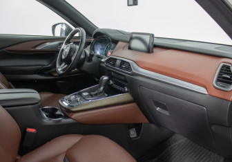 Подержанный автомобиль Mazda CX-9 2020 года (9 фото)