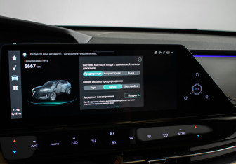 Подержанный автомобиль Changan UNI-K 2024 года (22 фото)