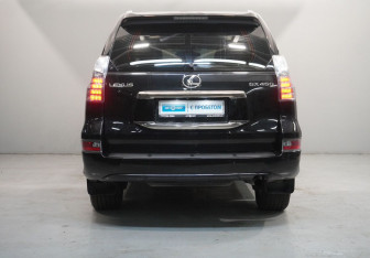 Подержанный автомобиль Lexus GX 2014 года (6 фото)