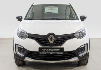 Подержанный автомобиль Renault Kaptur 2017 года (2 фото)