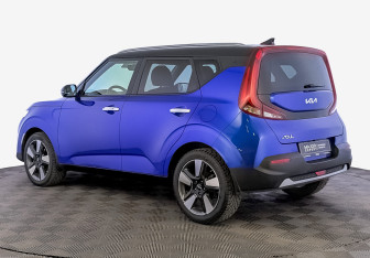 Подержанный автомобиль Kia Soul 2022 года (7 фото)