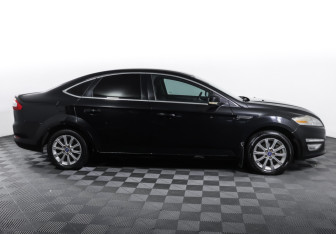 Подержанный автомобиль Ford Mondeo Sedan 2011 года (4 фото)