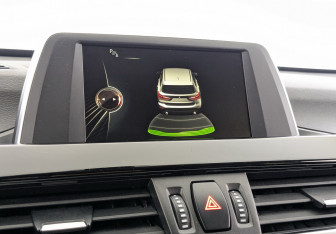 Подержанный автомобиль BMW X1 2017 года (16 фото)