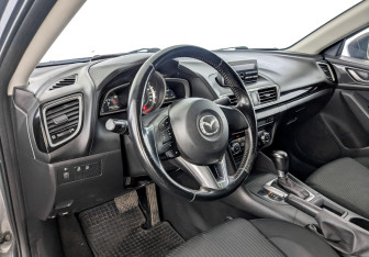 Подержанный автомобиль Mazda 3 Sedan 2014 года (16 фото)