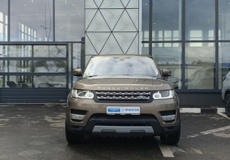 Подержанный автомобиль Land Rover Range Rover Sport 2015 года (2 фото)