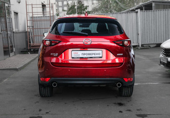 Подержанный автомобиль Mazda CX-5 2018 года (5 фото)