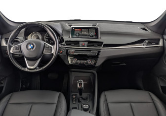 Подержанный автомобиль BMW X1 2021 года (14 фото)