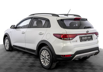 Подержанный автомобиль Kia Rio Hatchback 2019 года (7 фото)