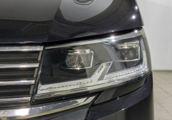 Подержанный автомобиль Volkswagen Multivan 2021 года (11 фото)