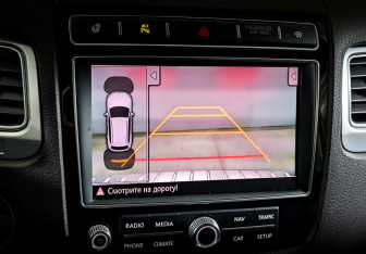 Подержанный автомобиль Volkswagen Touareg 2017 года (26 фото)