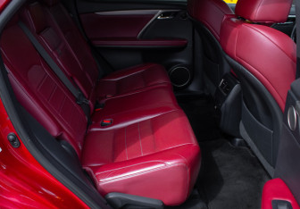 Подержанный автомобиль Lexus RX 2015 года (8 фото)