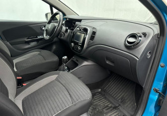 Подержанный автомобиль Renault Kaptur 2016 года (13 фото)