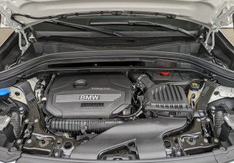 Подержанный автомобиль BMW X2 2020 года (26 фото)