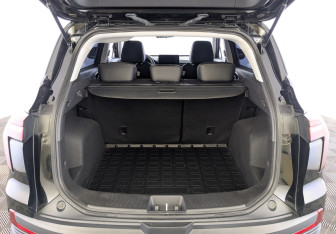 Подержанный автомобиль Москвич 3 2023 года (10 фото)