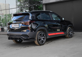 Подержанный автомобиль Kia Seltos 2021 года (3 фото)