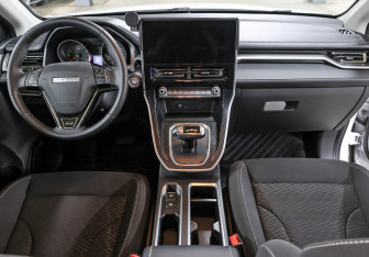 Подержанный автомобиль Haval M6 2024 года (14 фото)