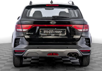 Подержанный автомобиль Kia Rio Hatchback 2021 года (6 фото)