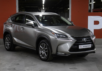 Подержанный автомобиль Lexus NX 2016 года (3 фото)