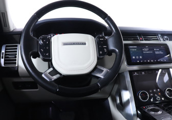 Подержанный автомобиль Land Rover Range Rover 2019 года (18 фото)