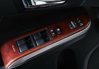 Подержанный автомобиль Toyota Camry Sedan 2012 года (18 фото)