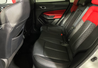 Подержанный автомобиль Changan CS55PLUS 2023 года (10 фото)