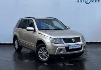 Подержанный автомобиль Suzuki Grand Vitara 2010 года (3 фото)