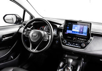 Новый Toyota Corolla Sedan 2023 (9 фото)