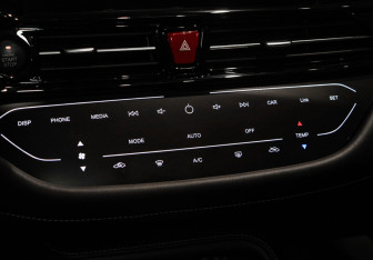 Подержанный автомобиль Москвич 3 2024 года (21 фото)