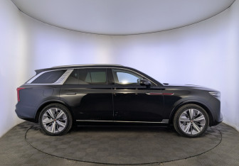 Новый Hongqi E-HS9 2021 (4 фото)