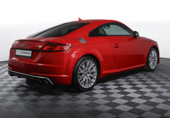Подержанный автомобиль Audi TTS Coupe 2015 года (5 фото)