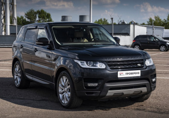 Подержанный автомобиль Land Rover Range Rover Sport 2013 года (3 фото)