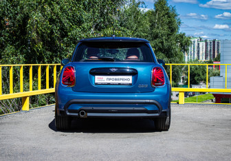 Подержанный автомобиль MINI Hatch 2021 года (5 фото)