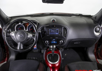 Подержанный автомобиль Nissan Juke 2012 года (13 фото)