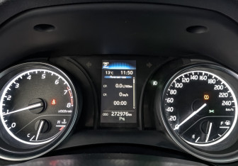 Подержанный автомобиль Toyota Camry Sedan 2020 года (16 фото)