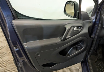 Подержанный автомобиль Opel Combo 2021 года (19 фото)