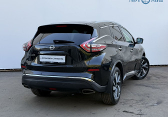 Подержанный автомобиль Nissan Murano Suv 2021 года (5 фото)