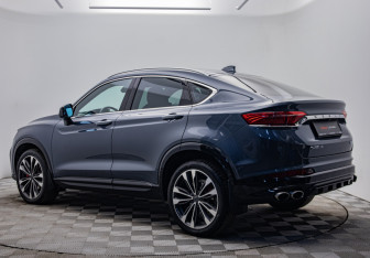 Подержанный автомобиль Geely Tugella 2023 года (3 фото)