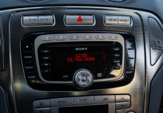 Подержанный автомобиль Ford Mondeo Sedan 2008 года (13 фото)